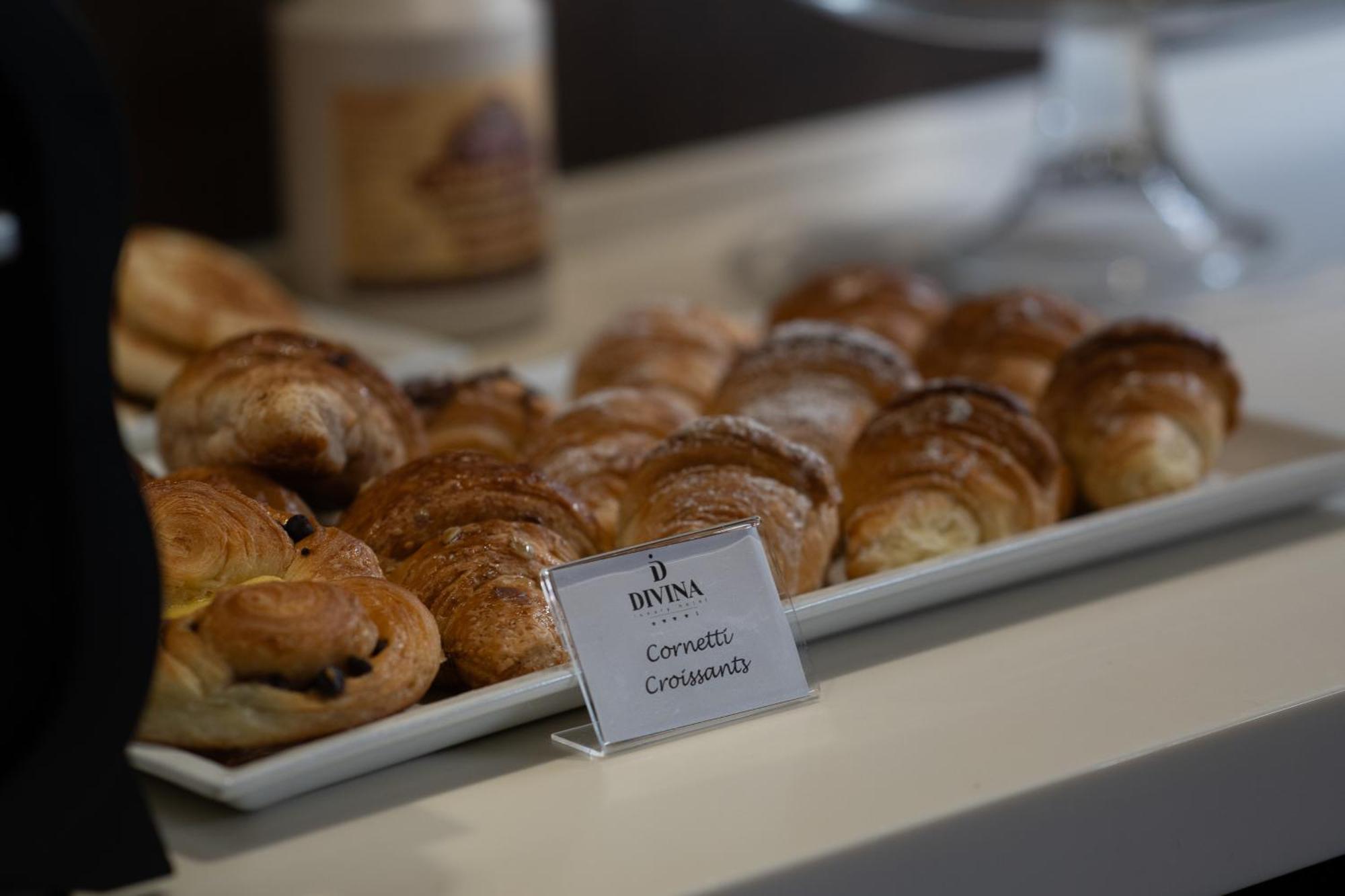 Divina Luxury Hotel - Rome — Photos 3